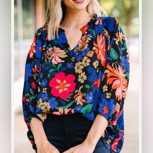 Entro All The Love Black Floral Blouse size small